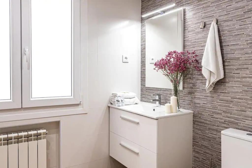 Nice Apartment Near Gran Via Val27 Madrid Exteriér fotografie